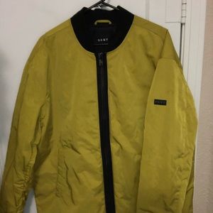 Men’s DKNY water resistant jacket XL